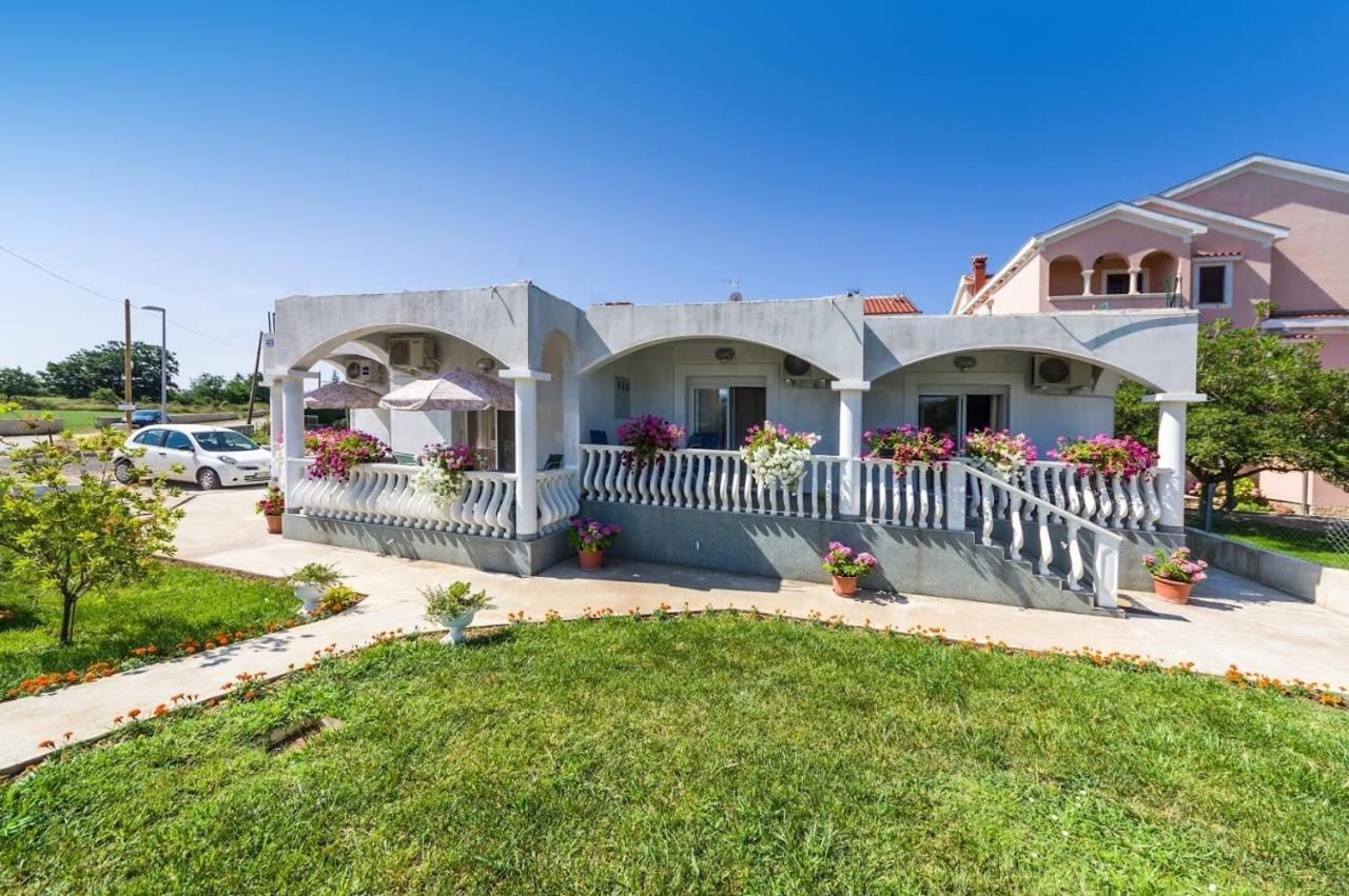 Apartments With A Parking Space Zaton, Zadar - 15000 ซาตอน ภายนอก รูปภาพ