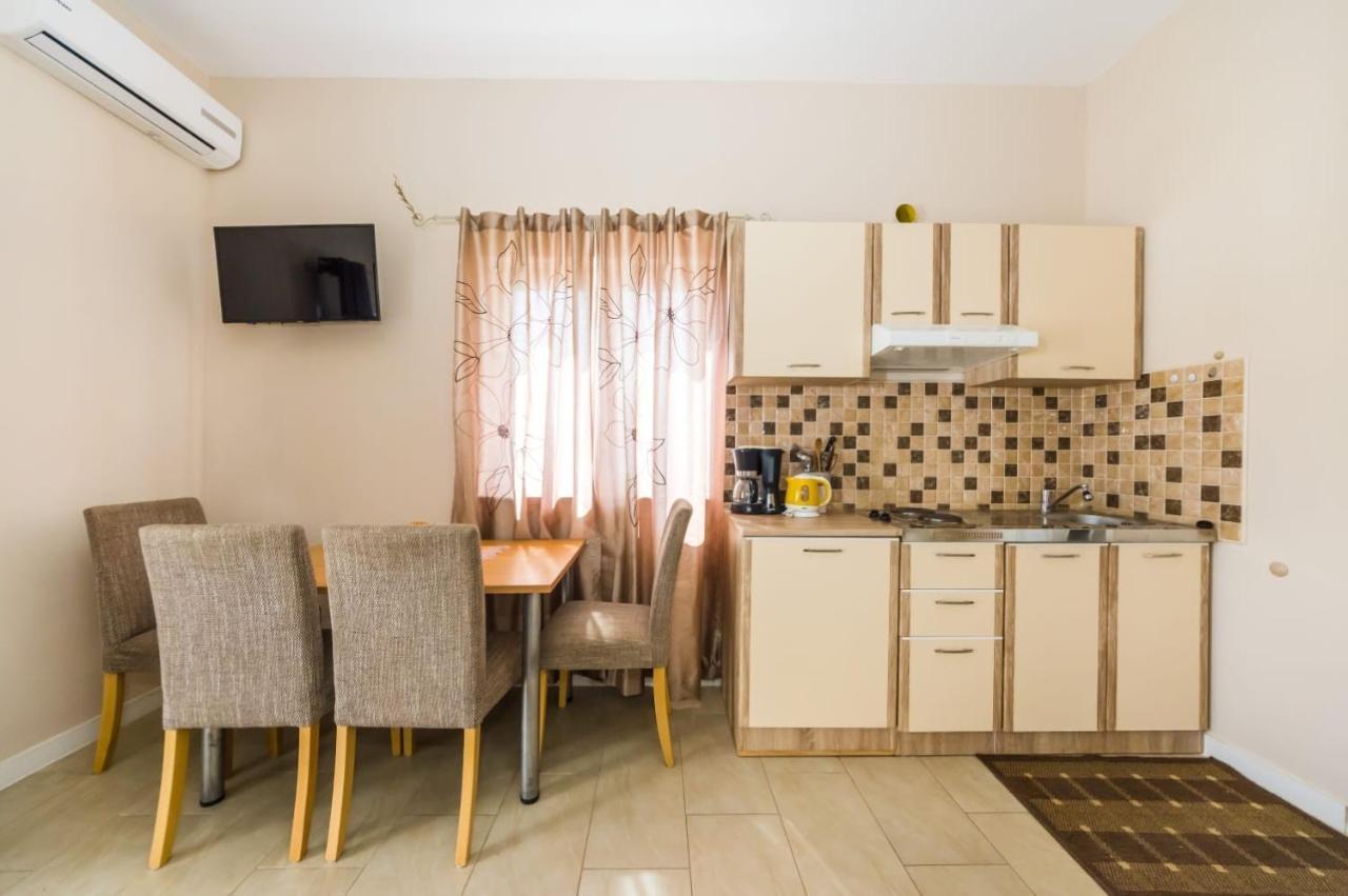 Apartments With A Parking Space Zaton, Zadar - 15000 ซาตอน ภายนอก รูปภาพ